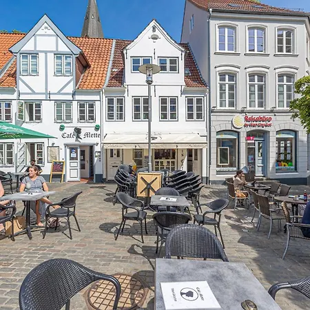 Apartment Fewo1846 - Dampfer Alexandra I - Zentral Gelegene Maisonettewohnung Mit 2 Schlafzimmern